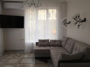 Apartment at Shmidta 6